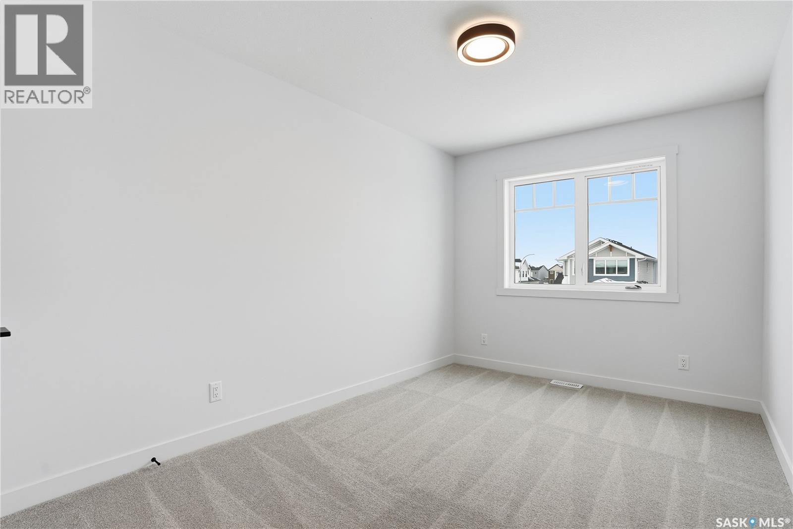 150 Haverstock Crescent, Saskatoon, SK - Indoor Photo Showing Other Room