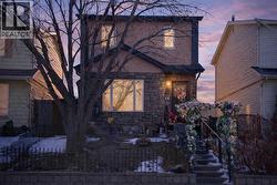 44 Applecroft Road SE Calgary, AB T2A 7J3