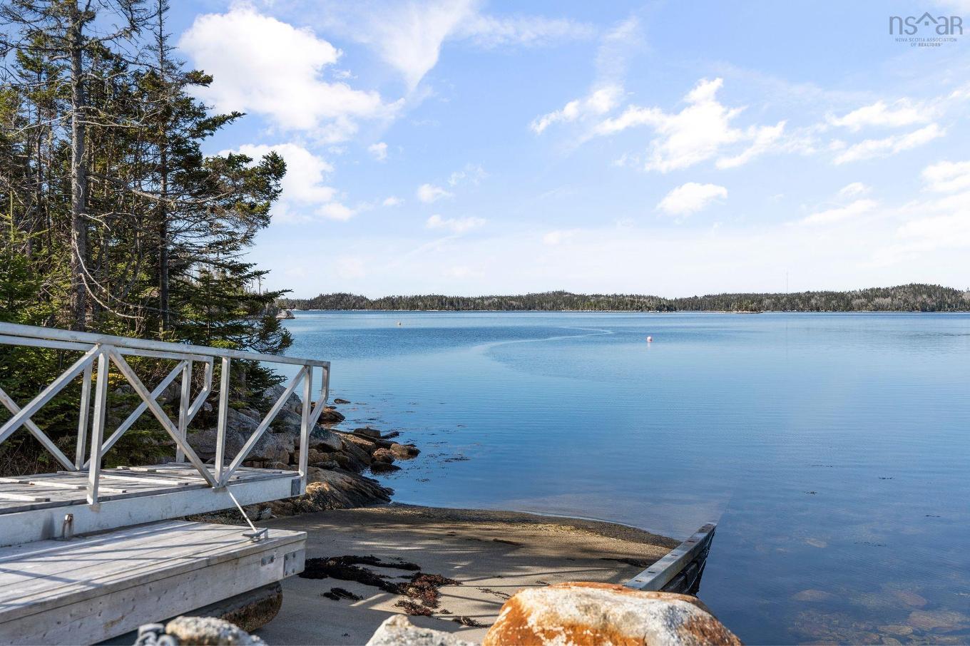 22 Crown Drive, Blind Bay, NS