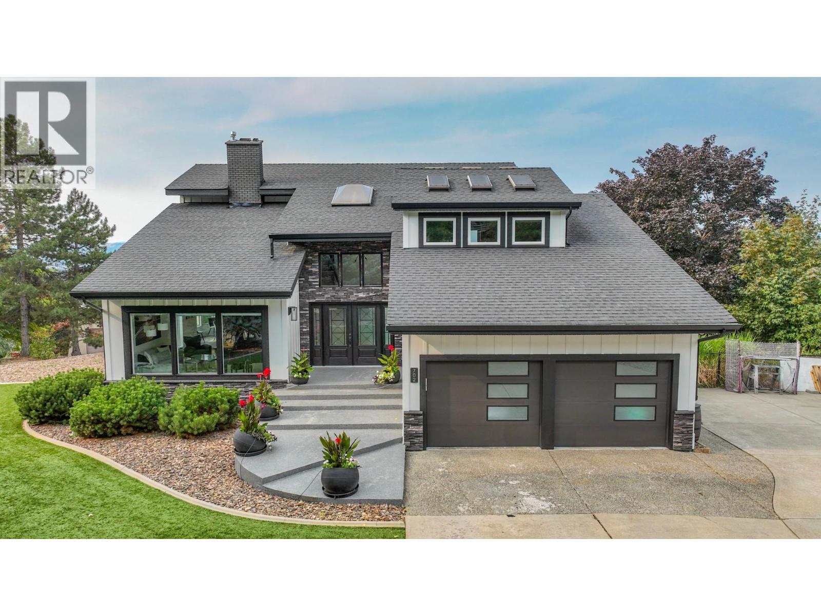 Welcome Home to 702 Cypress Drive - 702 Cypress Drive, Coldstream, BC - Outdoor With Facade