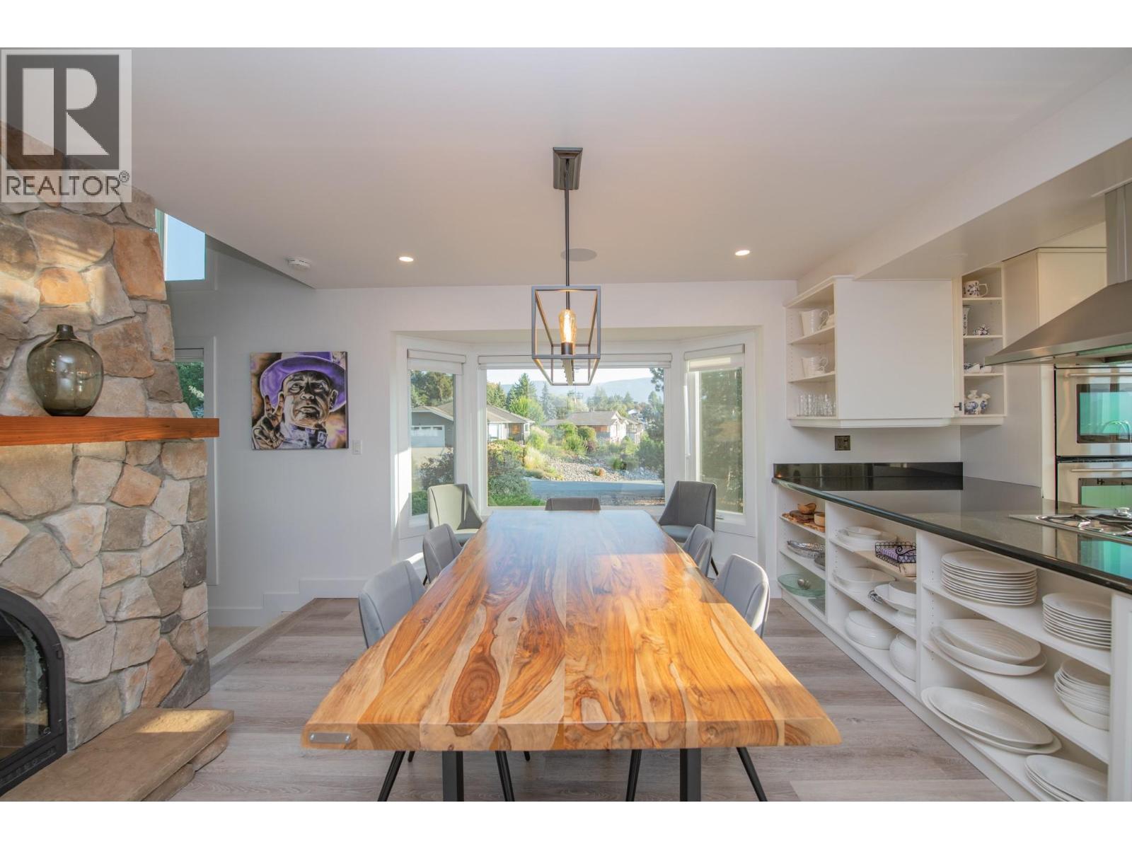 702 Cypress Drive, Coldstream, BC - Indoor With Fireplace