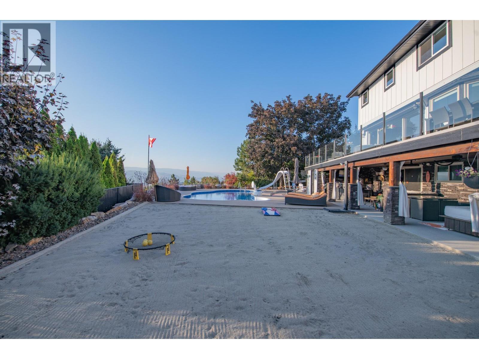 702 Cypress Drive, Coldstream, BC - Outdoor