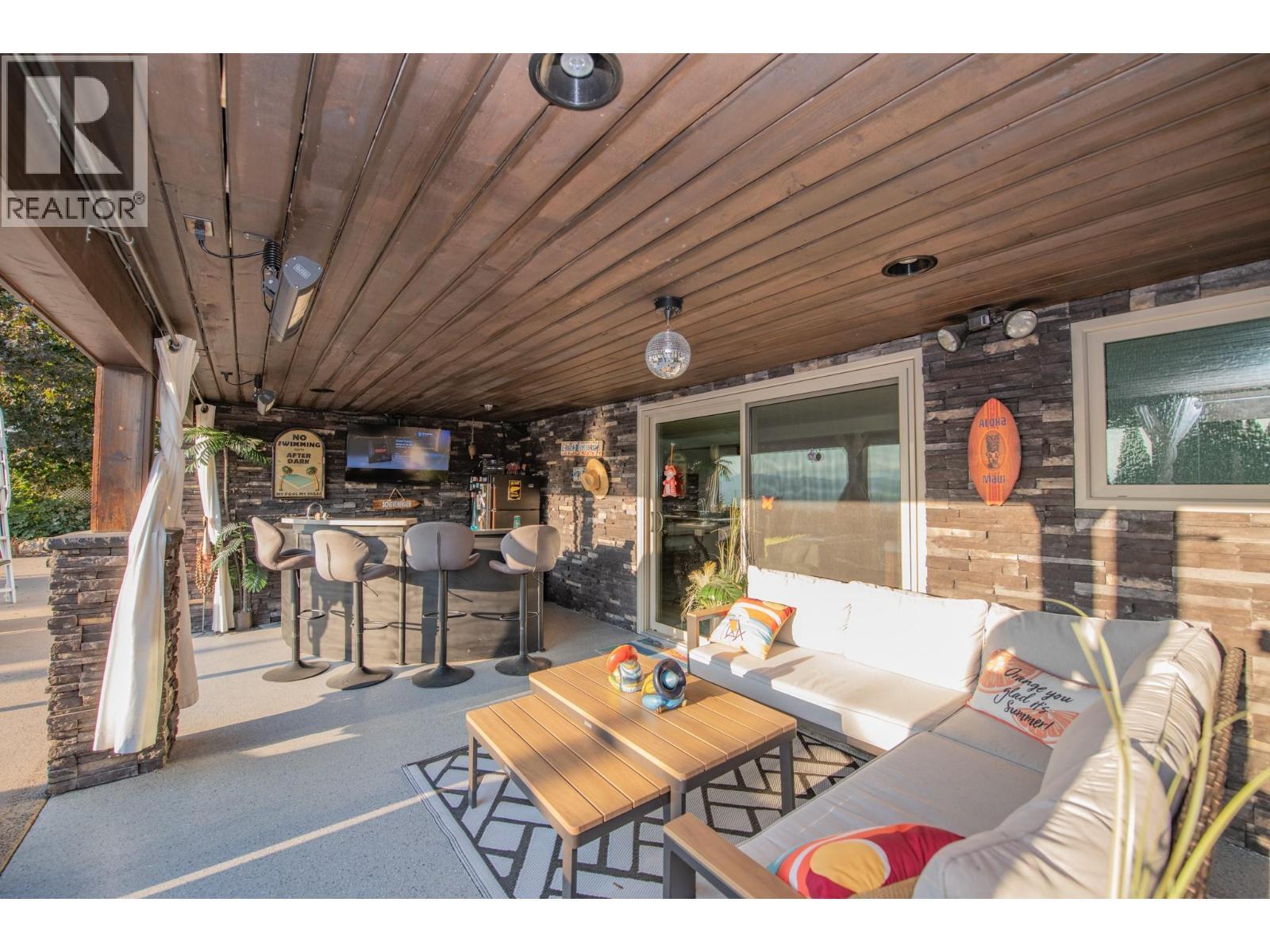 702 Cypress Drive, Coldstream, BC - Outdoor With Deck Patio Veranda