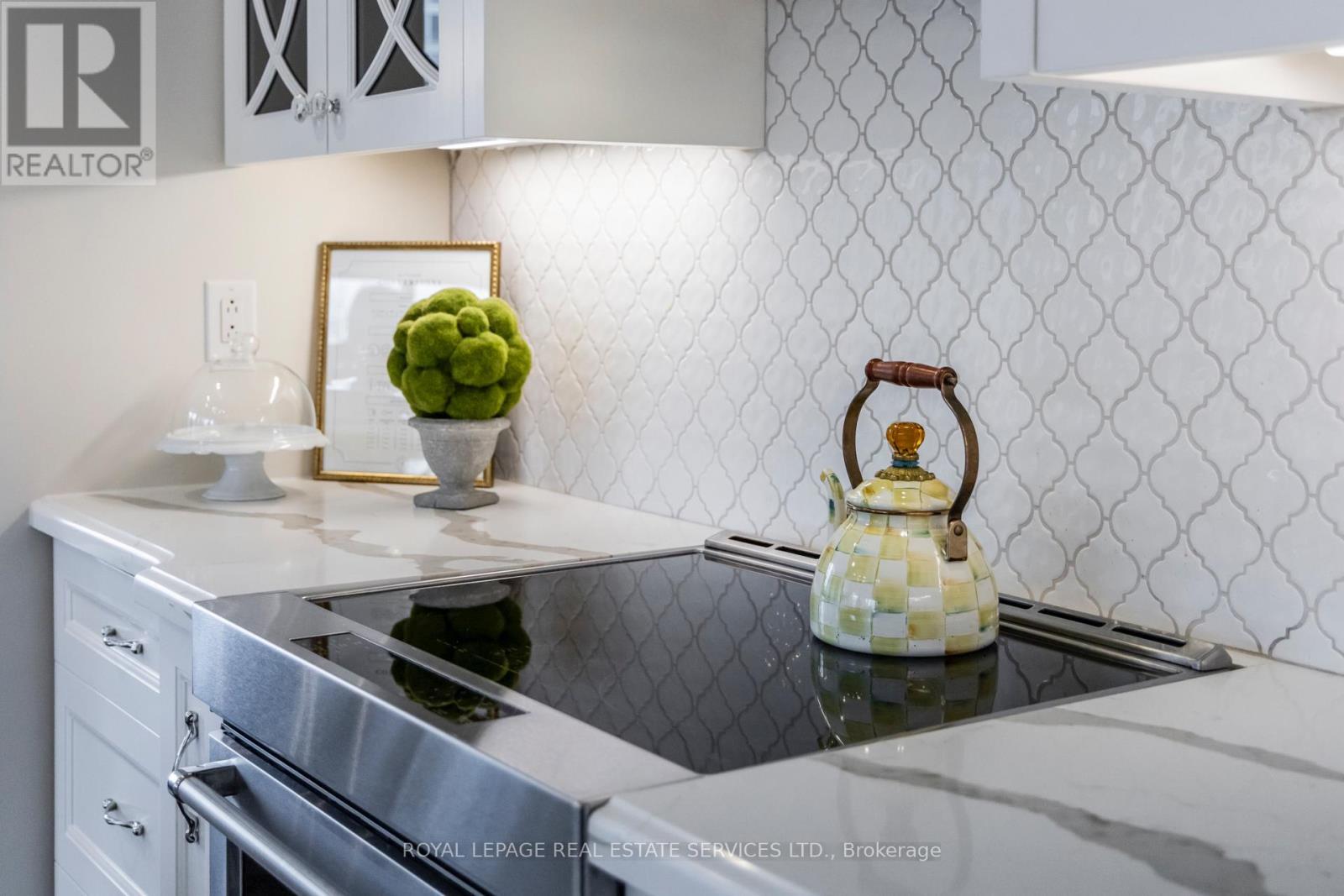 309 - 1 Palace Pier Court, Toronto, ON - Indoor Photo Showing Kitchen