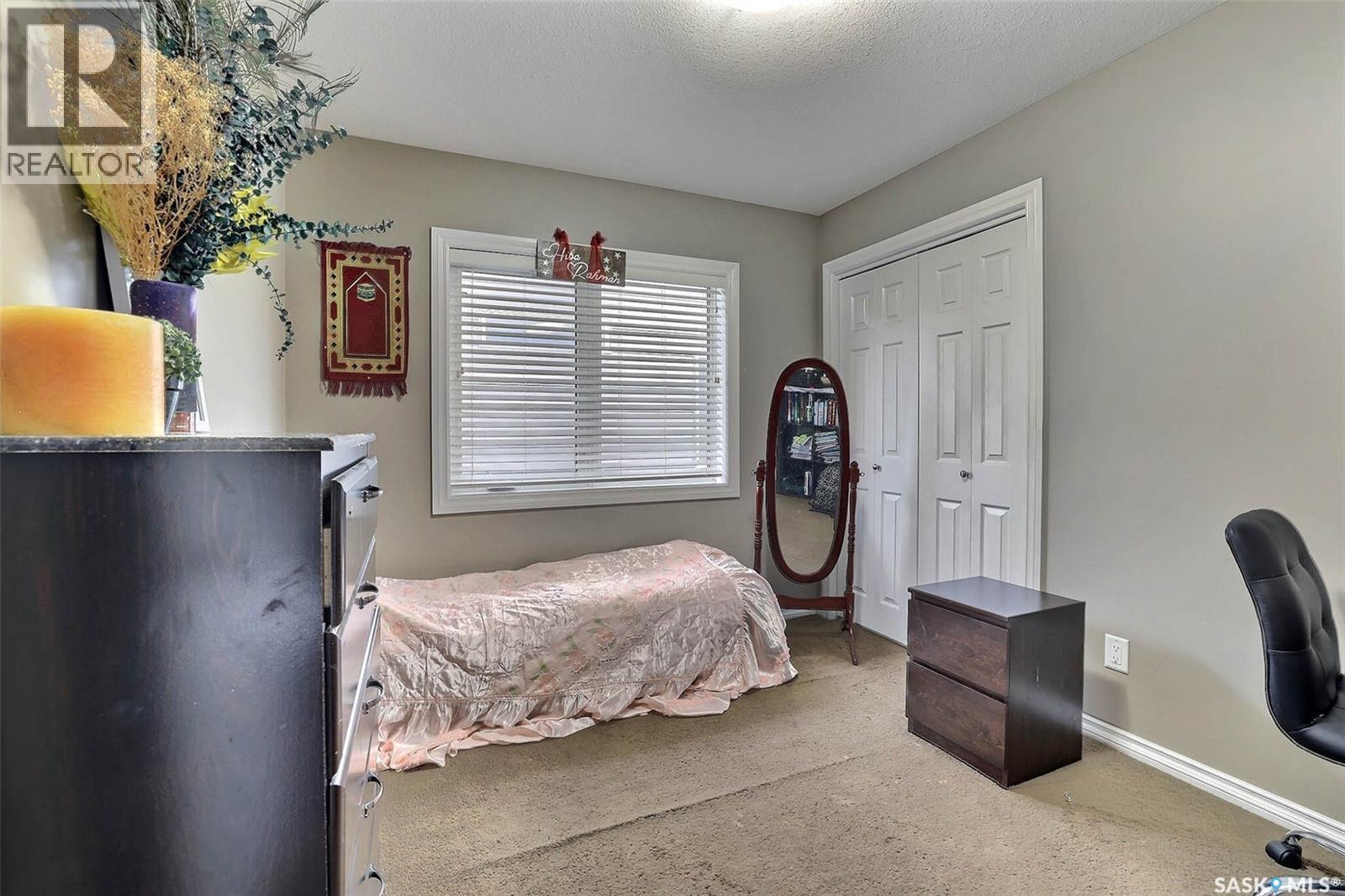 4781 Padwick Avenue, Regina, SK - Indoor Photo Showing Bedroom