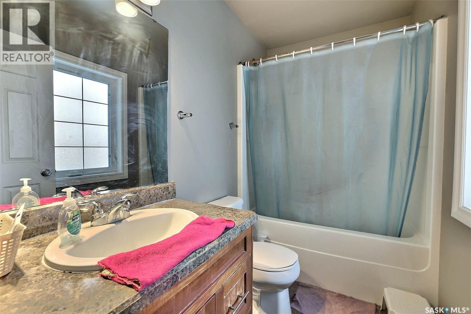 4781 Padwick Avenue, Regina, SK - Indoor Photo Showing Bathroom