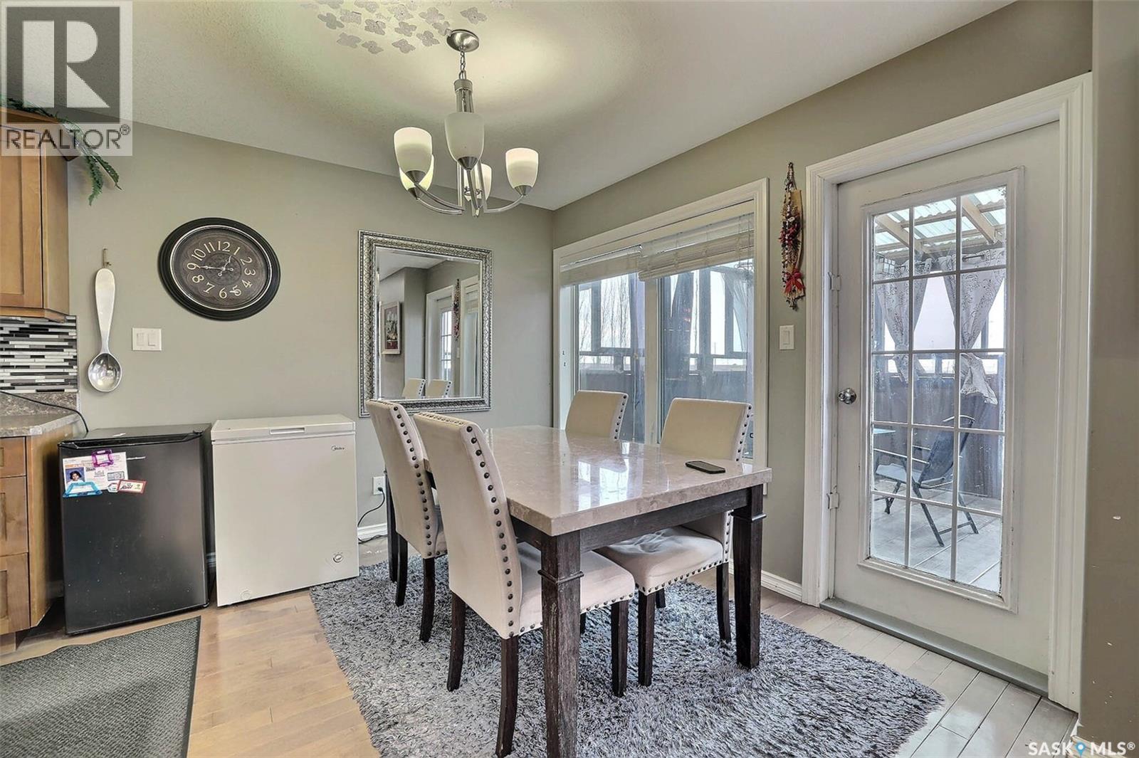 4781 Padwick Avenue, Regina, SK - Indoor Photo Showing Dining Room