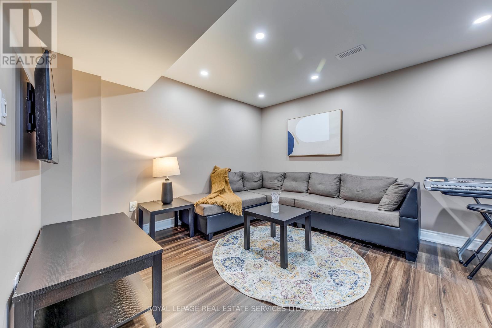 206 Brigadoon Drive, Hamilton, ON - Indoor