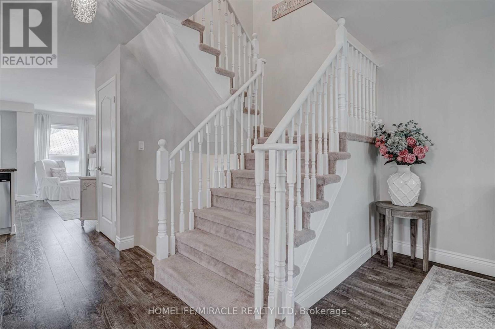 149 Carnwith Drive E, Whitby, ON - Indoor Photo Showing Other Room