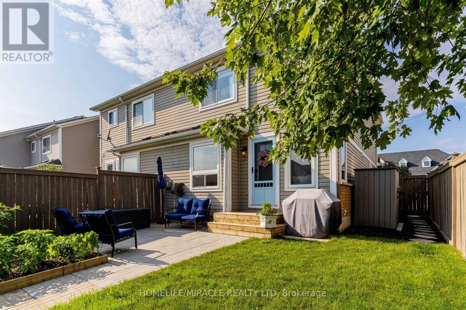149 Carnwith Drive E, Whitby, ON - Outdoor