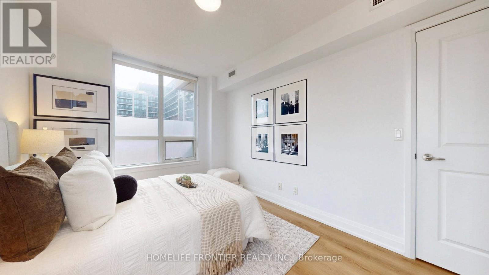 223 - 370 Highway 7 E, Richmond Hill, ON - Indoor Photo Showing Bedroom