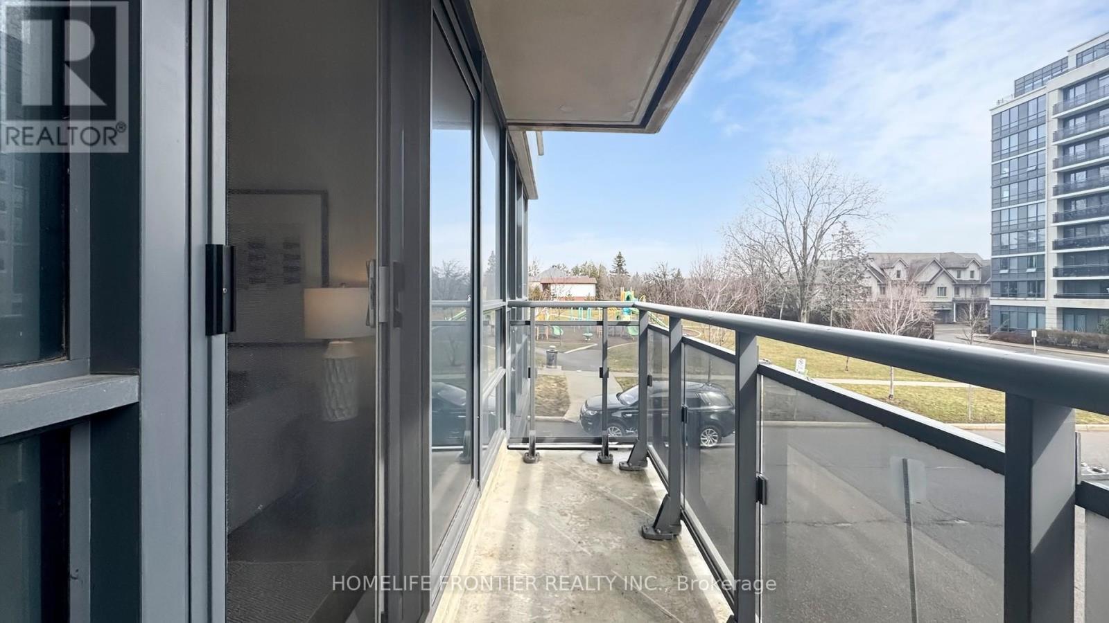 223 - 370 Highway 7 E, Richmond Hill, ON - Outdoor With Balcony With Exterior