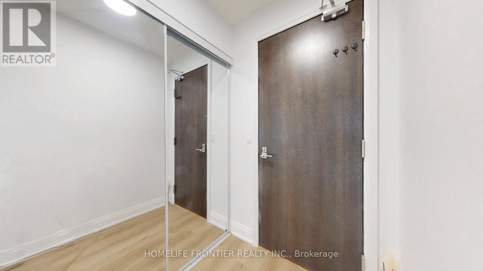 223 - 370 Highway 7 E, Richmond Hill, ON - Indoor Photo Showing Other Room