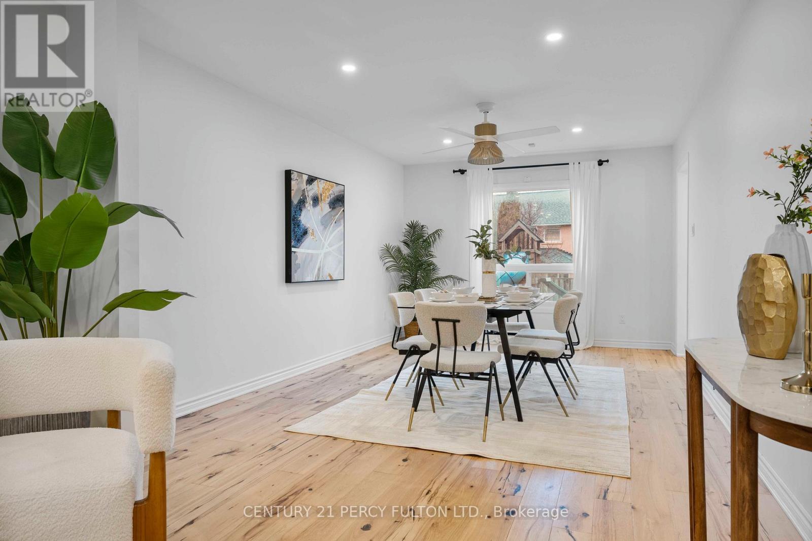 5393 Glen Erin Drive, Mississauga, ON - Indoor Photo Showing Dining Room