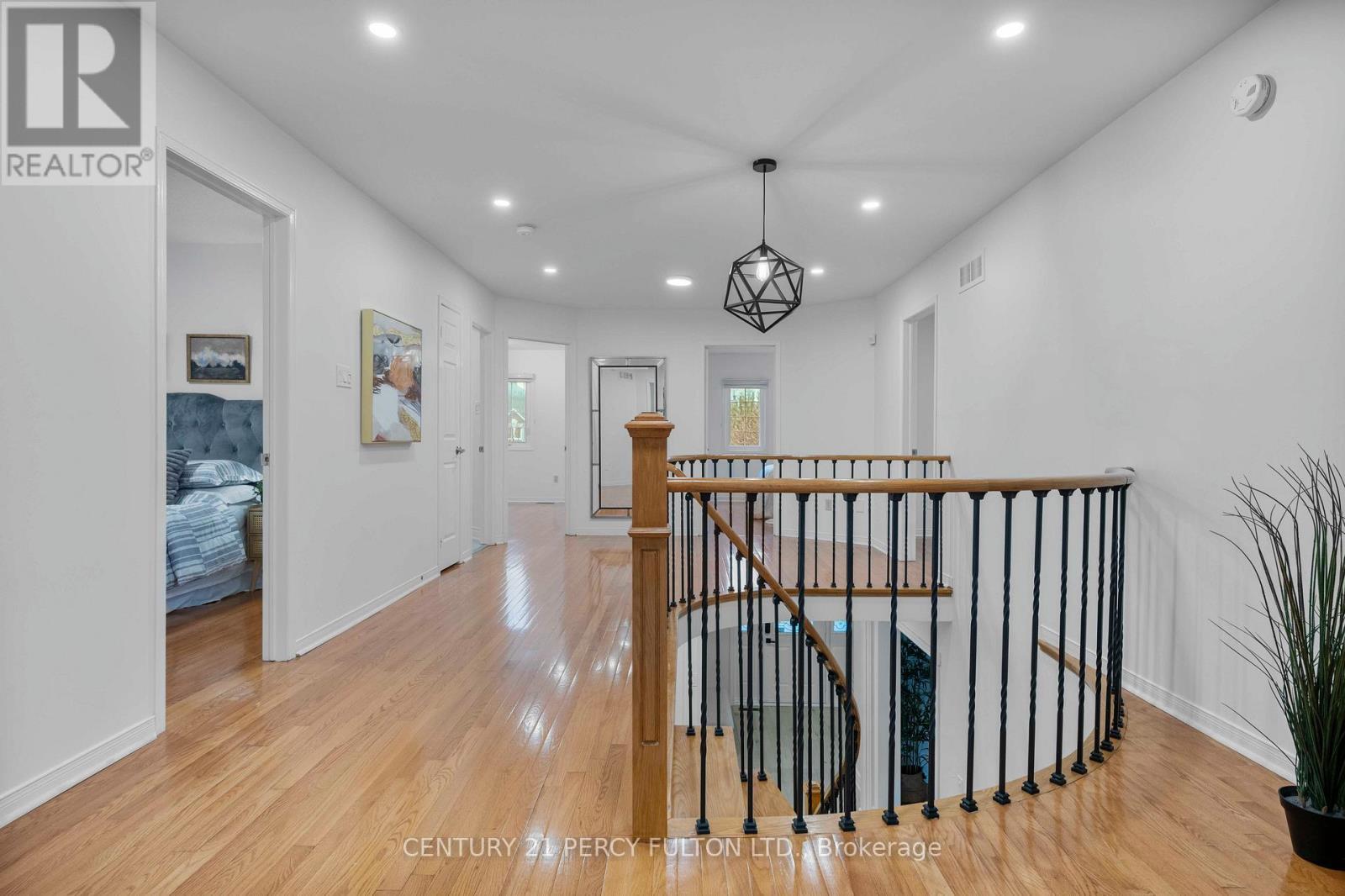 5393 Glen Erin Drive, Mississauga, ON - Indoor Photo Showing Other Room