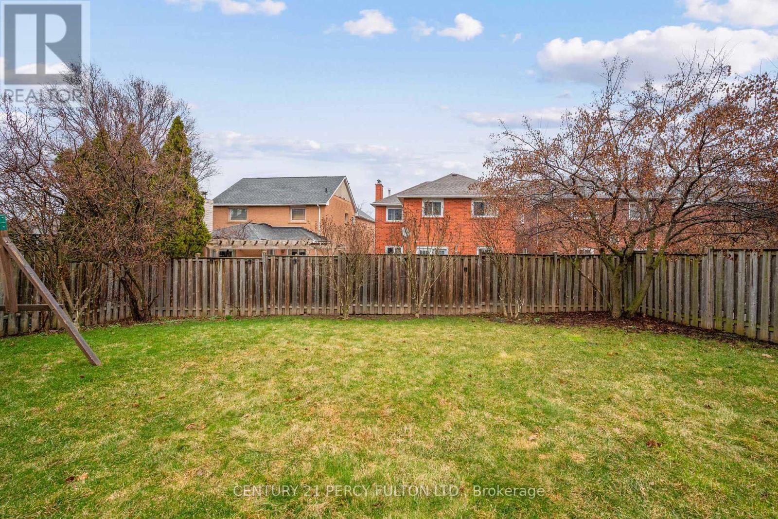 5393 Glen Erin Drive, Mississauga, ON - Outdoor