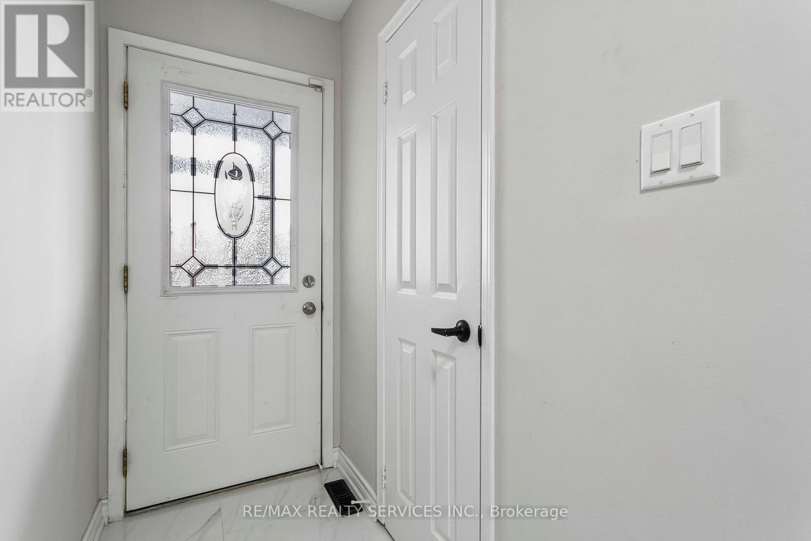 4291 Beacon Lane, Mississauga, ON - Indoor Photo Showing Other Room