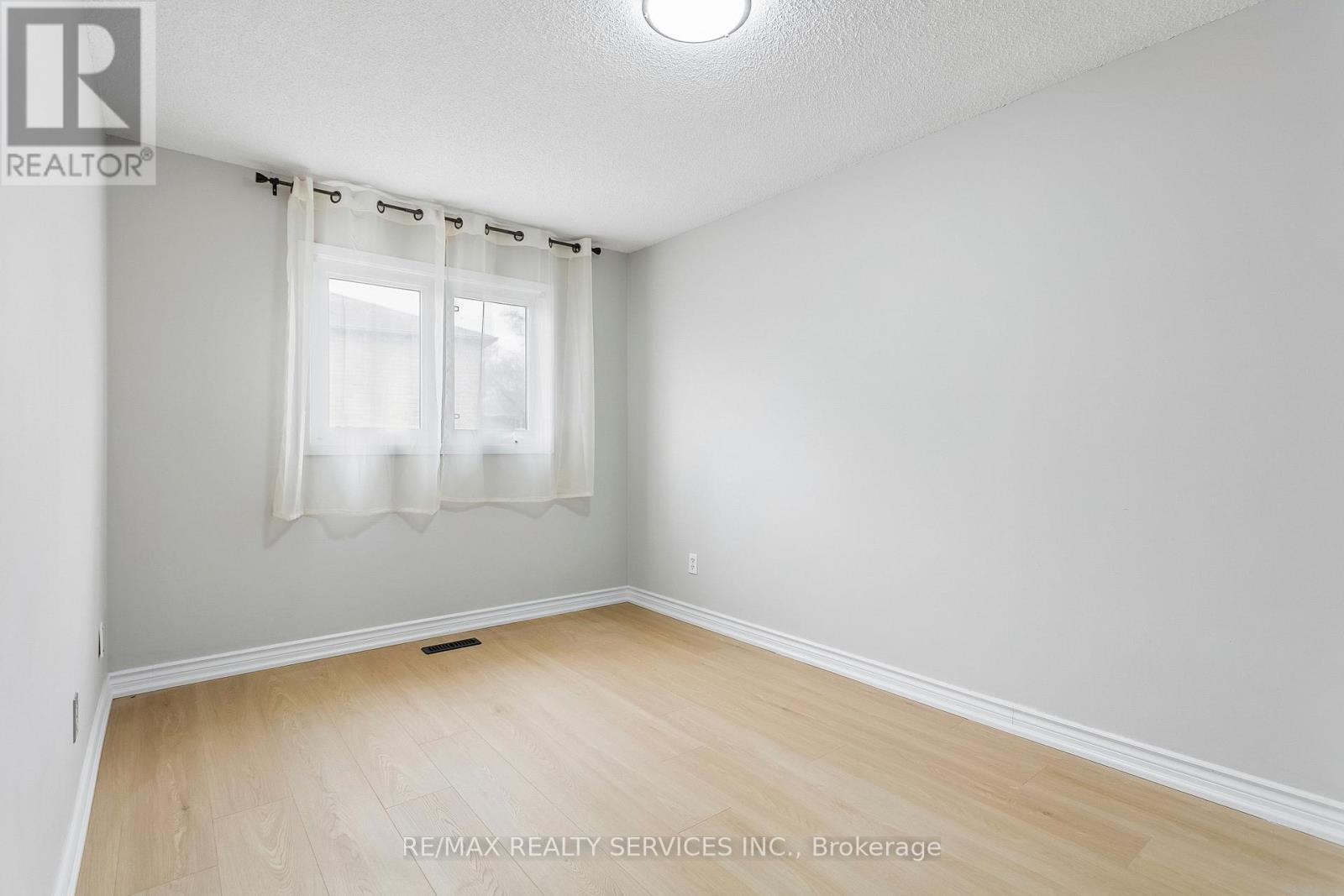 4291 Beacon Lane, Mississauga, ON - Indoor Photo Showing Other Room