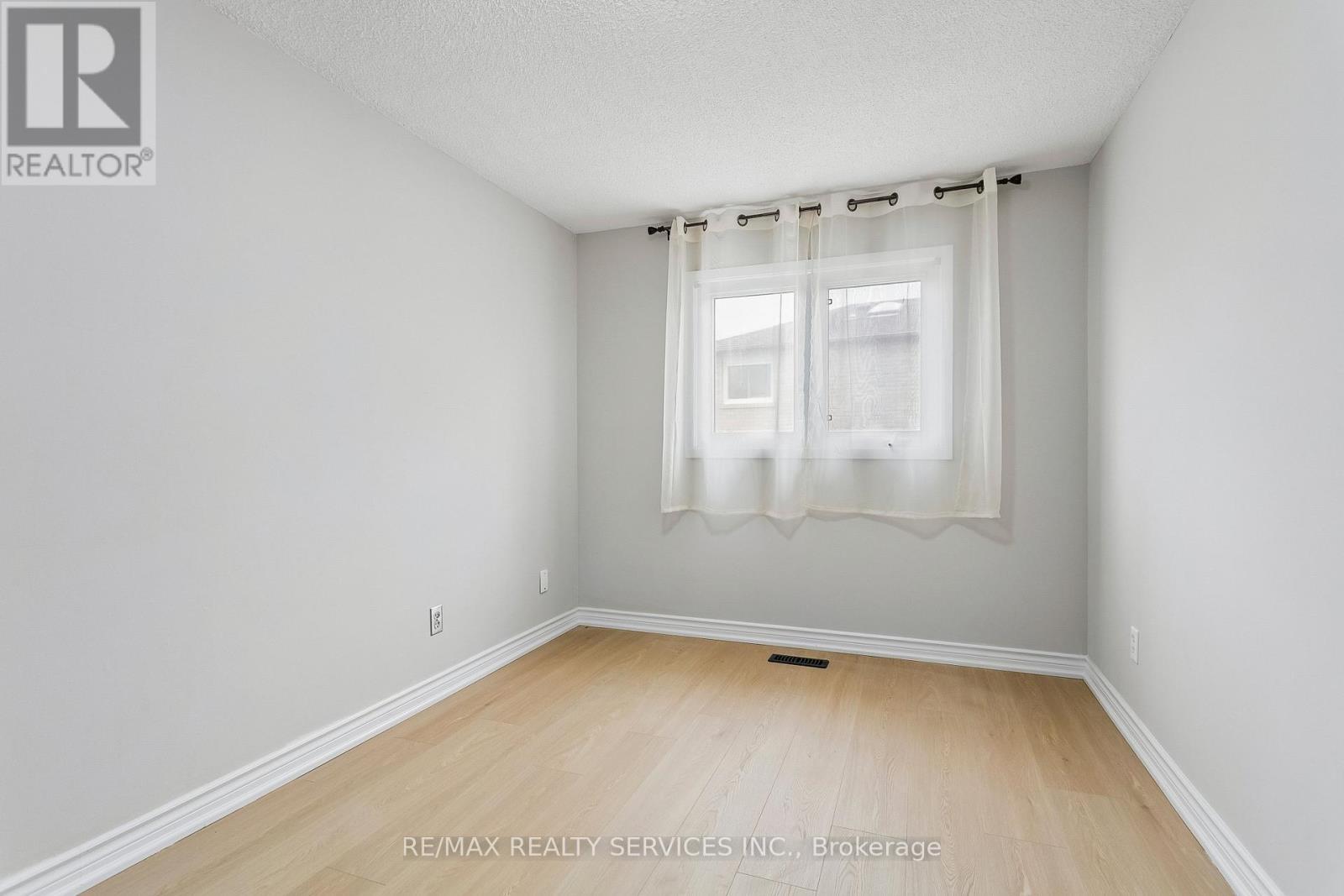 4291 Beacon Lane, Mississauga, ON - Indoor Photo Showing Other Room