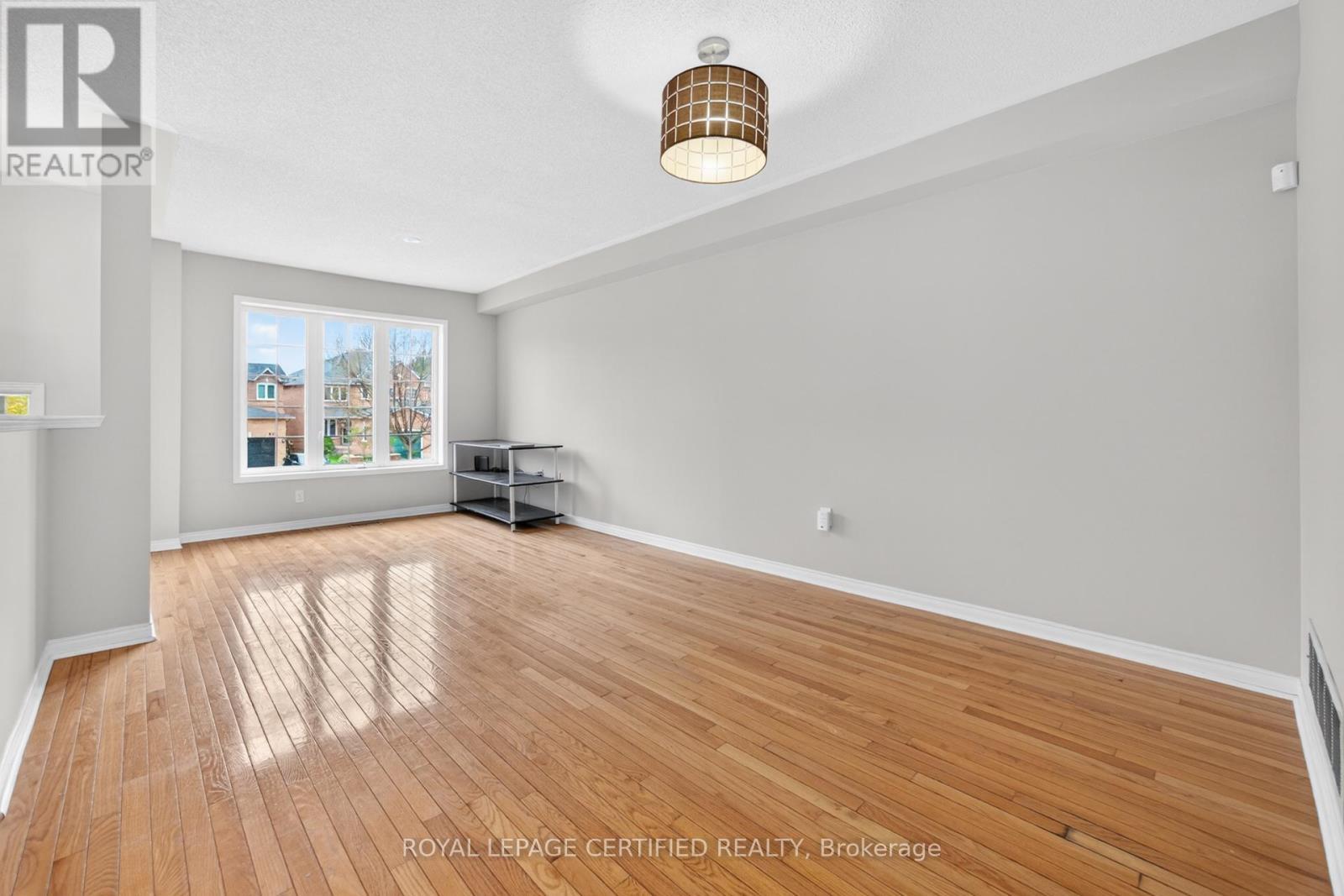 876 Scollard Court, Mississauga, ON - Indoor Photo Showing Other Room