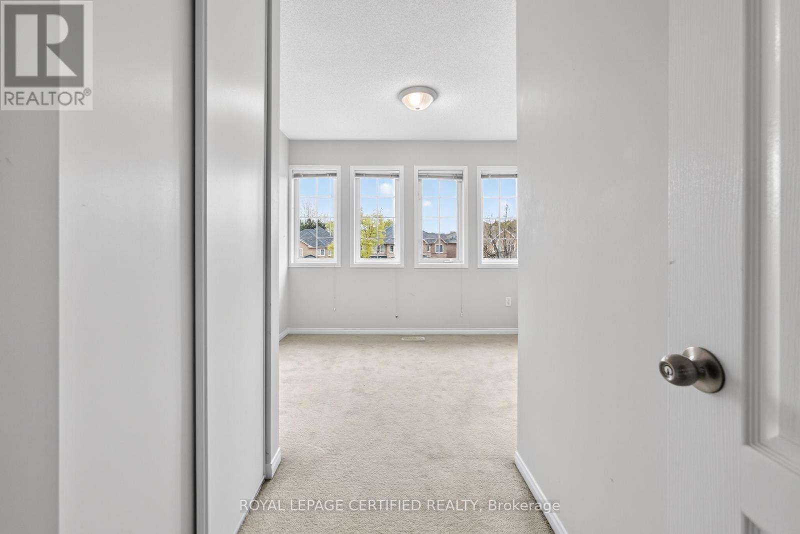876 Scollard Court, Mississauga, ON - Indoor Photo Showing Other Room
