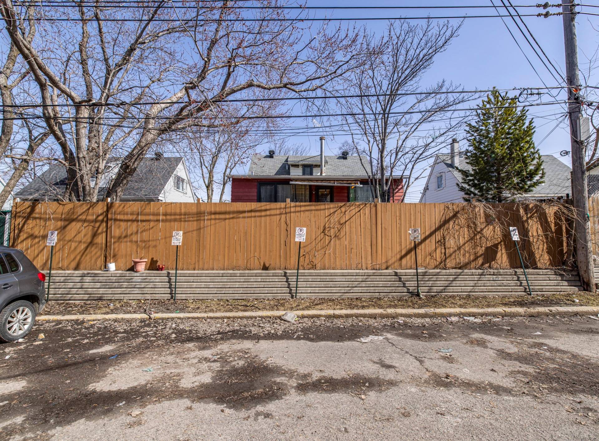 Stationnement - 3-8211 Boul. Pie-Ix, Montréal (Villeray/Saint-Michel/Parc-Extension), QC - Outdoor