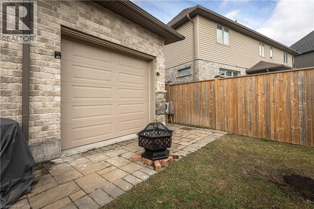View of garage - 2719 Torrey Pines Way, London, ON - Outdoor With Exterior