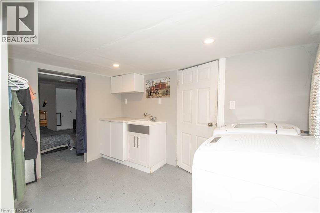 535 Mcdowell Road E, Simcoe, ON - Indoor