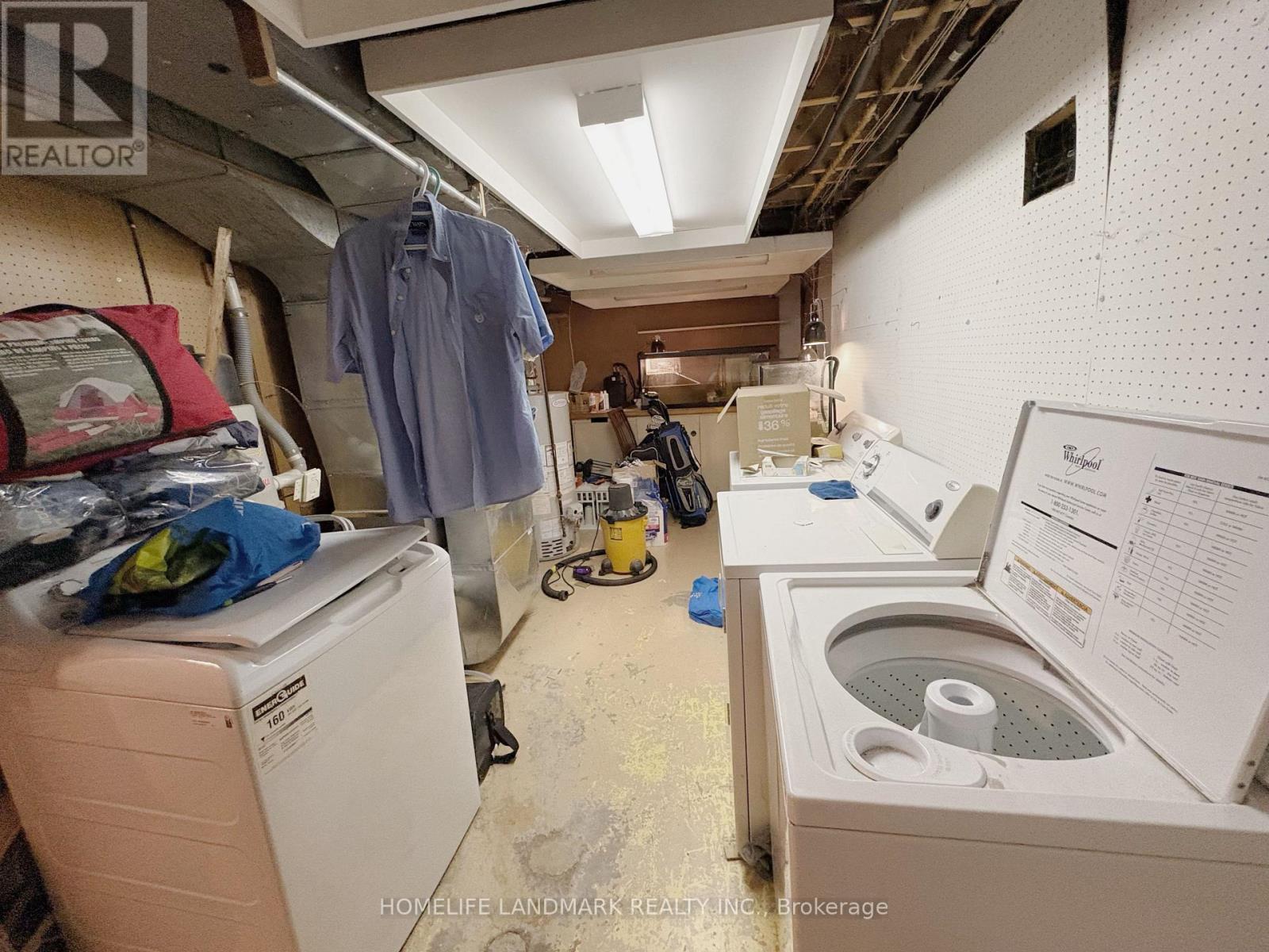 14 Lorraine Drive, Hamilton, ON - Indoor Photo Showing Laundry Room