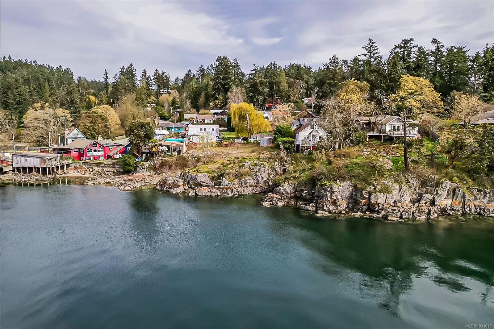 111 Morningside Rd, Salt Spring, BC