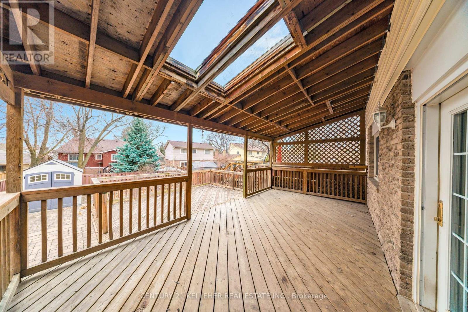 6251 Atherly Crescent, Mississauga, ON - With Deck Patio Veranda With Exterior