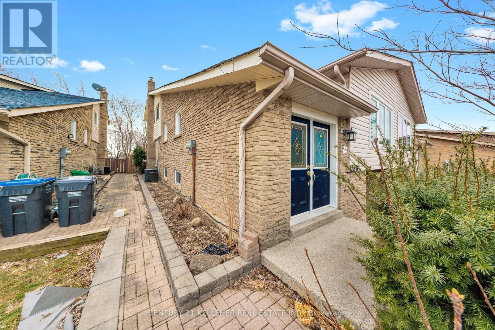 6251 Atherly Crescent, Mississauga, ON - Outdoor