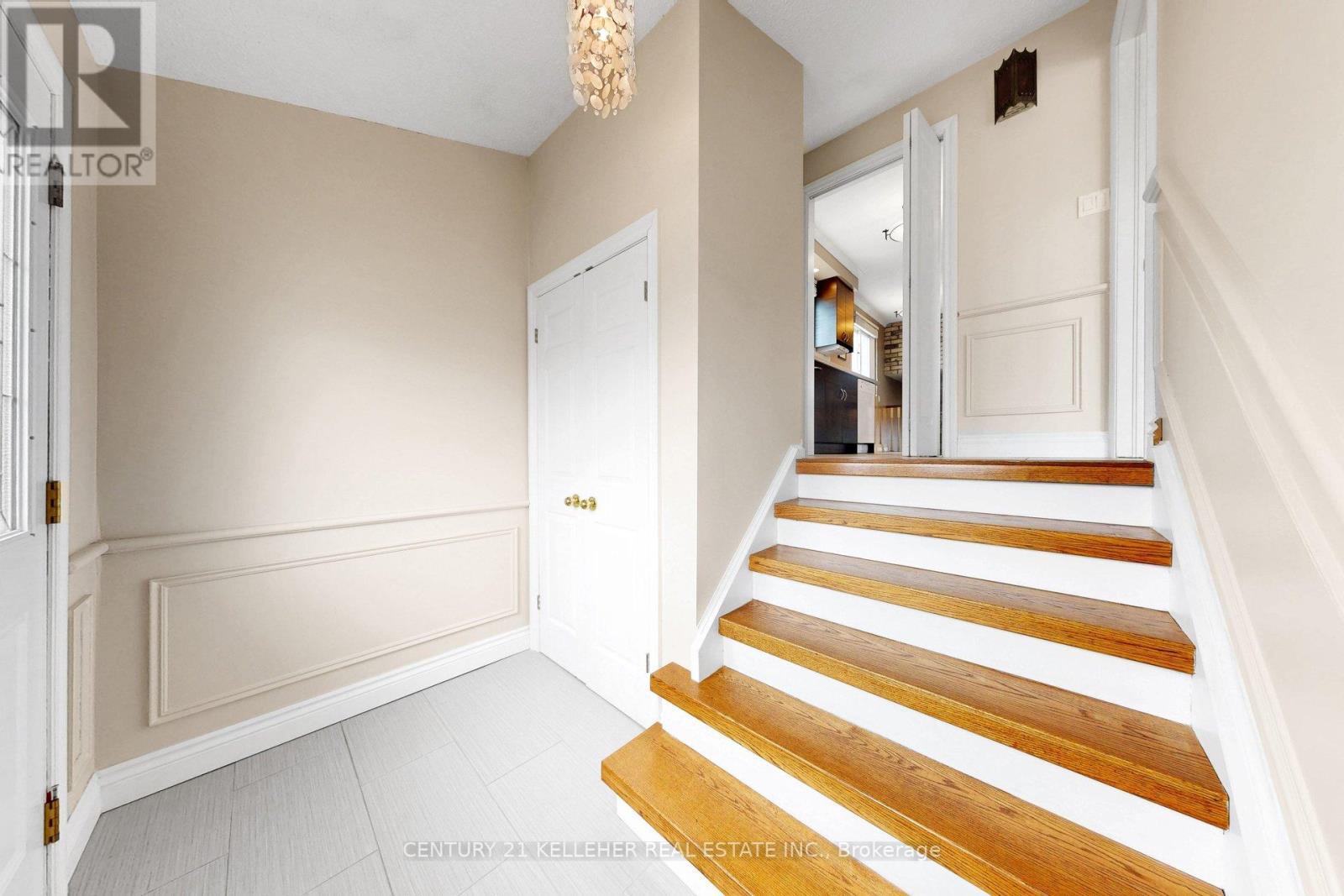 6251 Atherly Crescent, Mississauga, ON - Indoor Photo Showing Other Room