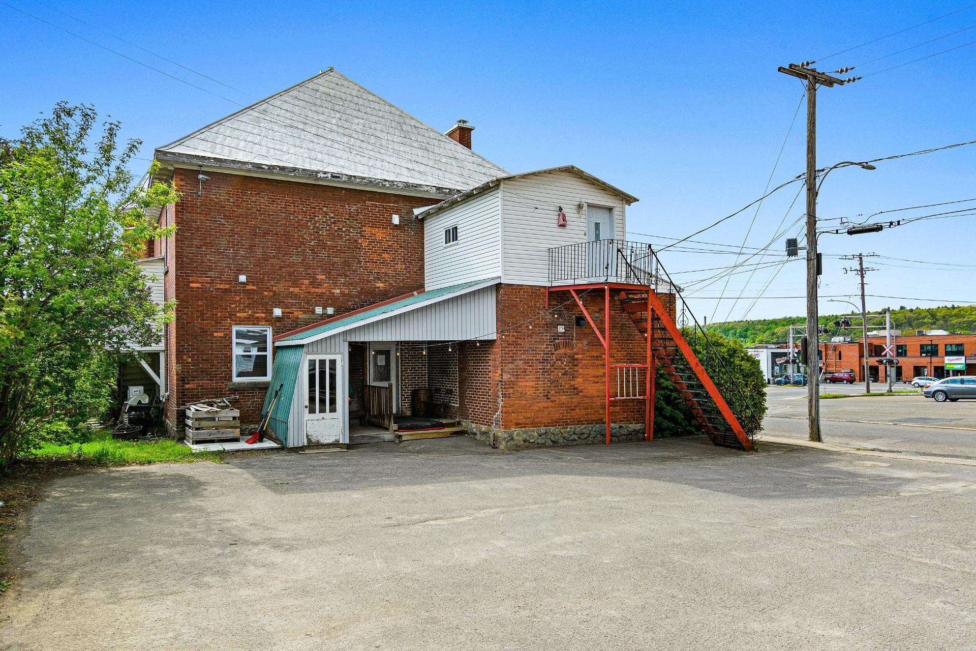 Back of Structure - 133 Av. Bethany, Lachute, QC - Outdoor