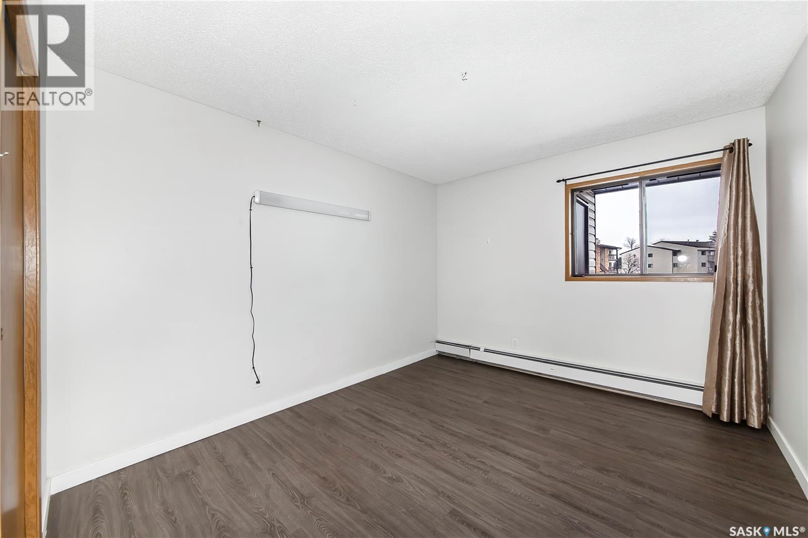 204 345 Kingsmere Boulevard, Saskatoon, SK - Indoor Photo Showing Other Room