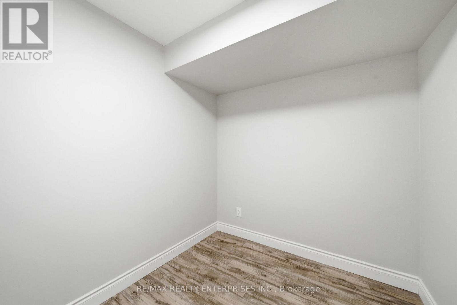 6930 Elliott Parliament Street, Mississauga, ON - Indoor Photo Showing Other Room