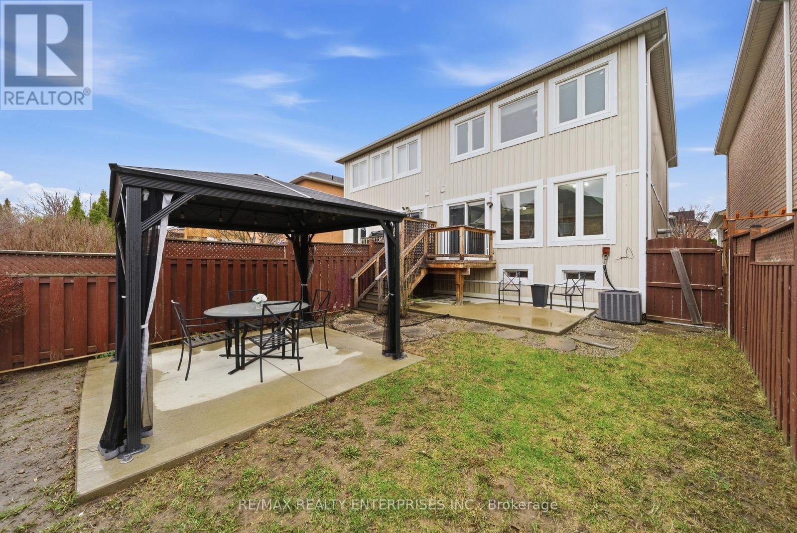 6930 Elliott Parliament Street, Mississauga, ON - Outdoor With Exterior