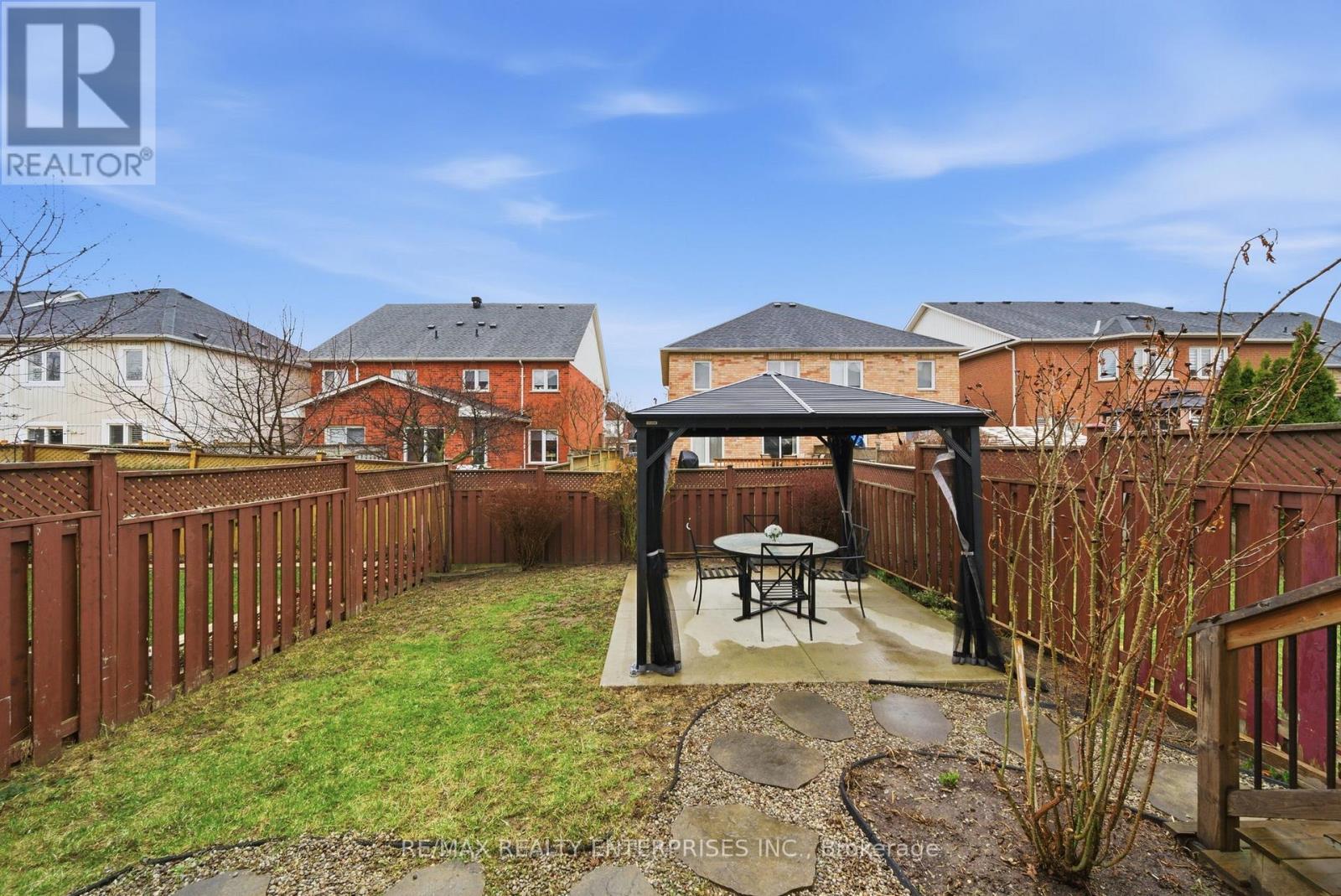 6930 Elliott Parliament Street, Mississauga, ON - Outdoor