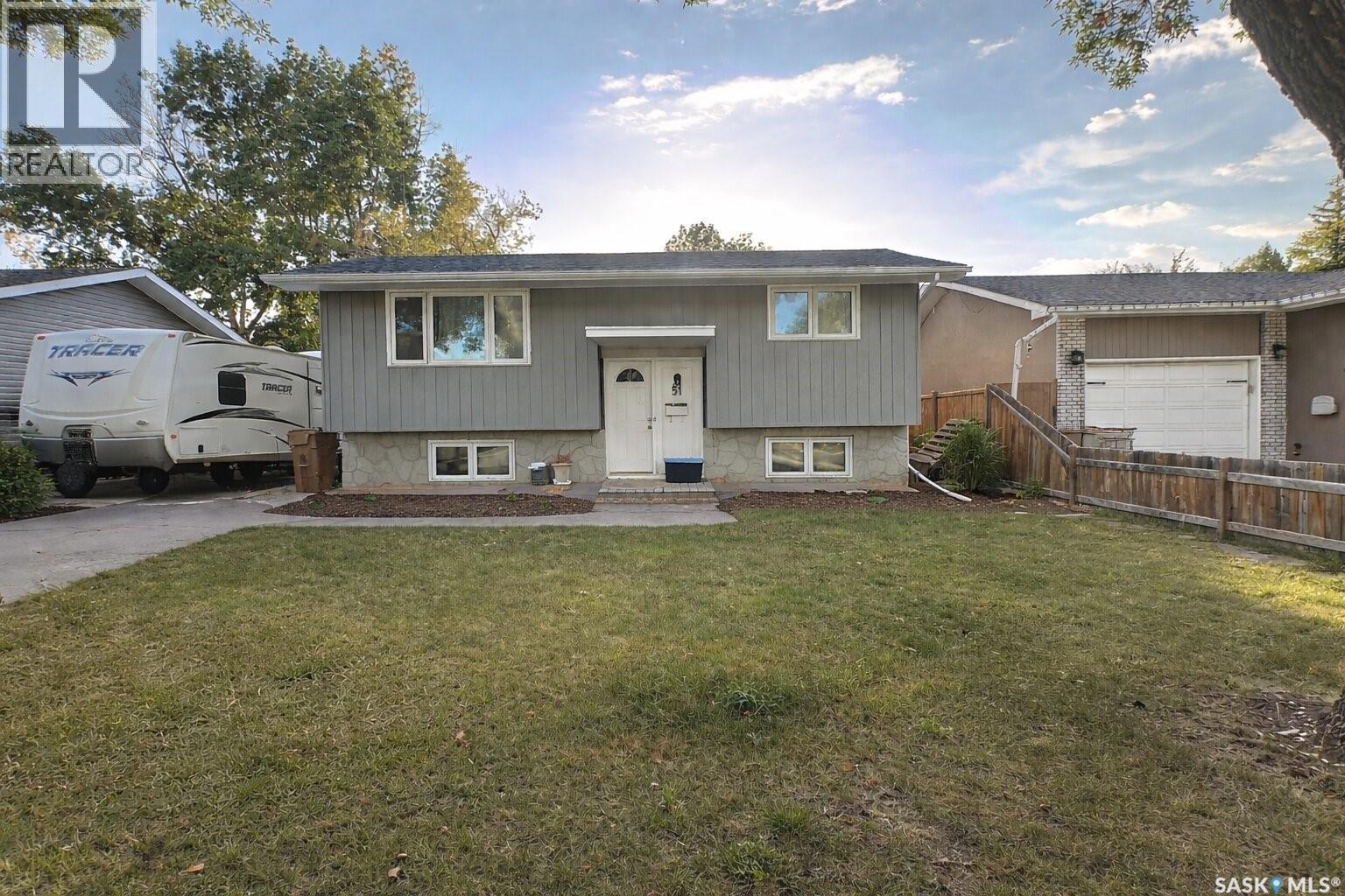51 Denny Crescent, Regina, SK - Outdoor