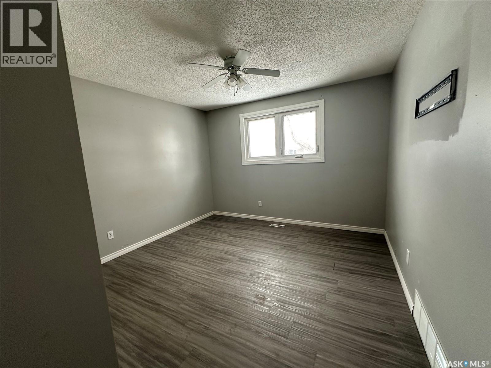 51 Denny Crescent, Regina, SK - Indoor Photo Showing Other Room