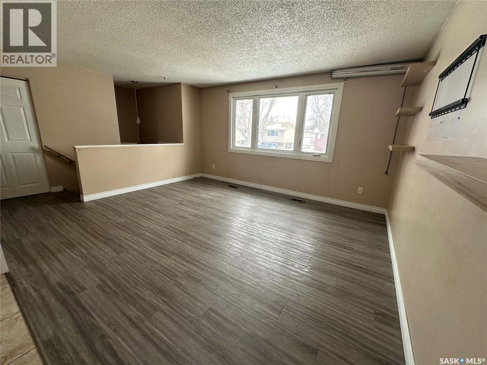 51 Denny Crescent, Regina, SK - Indoor Photo Showing Other Room