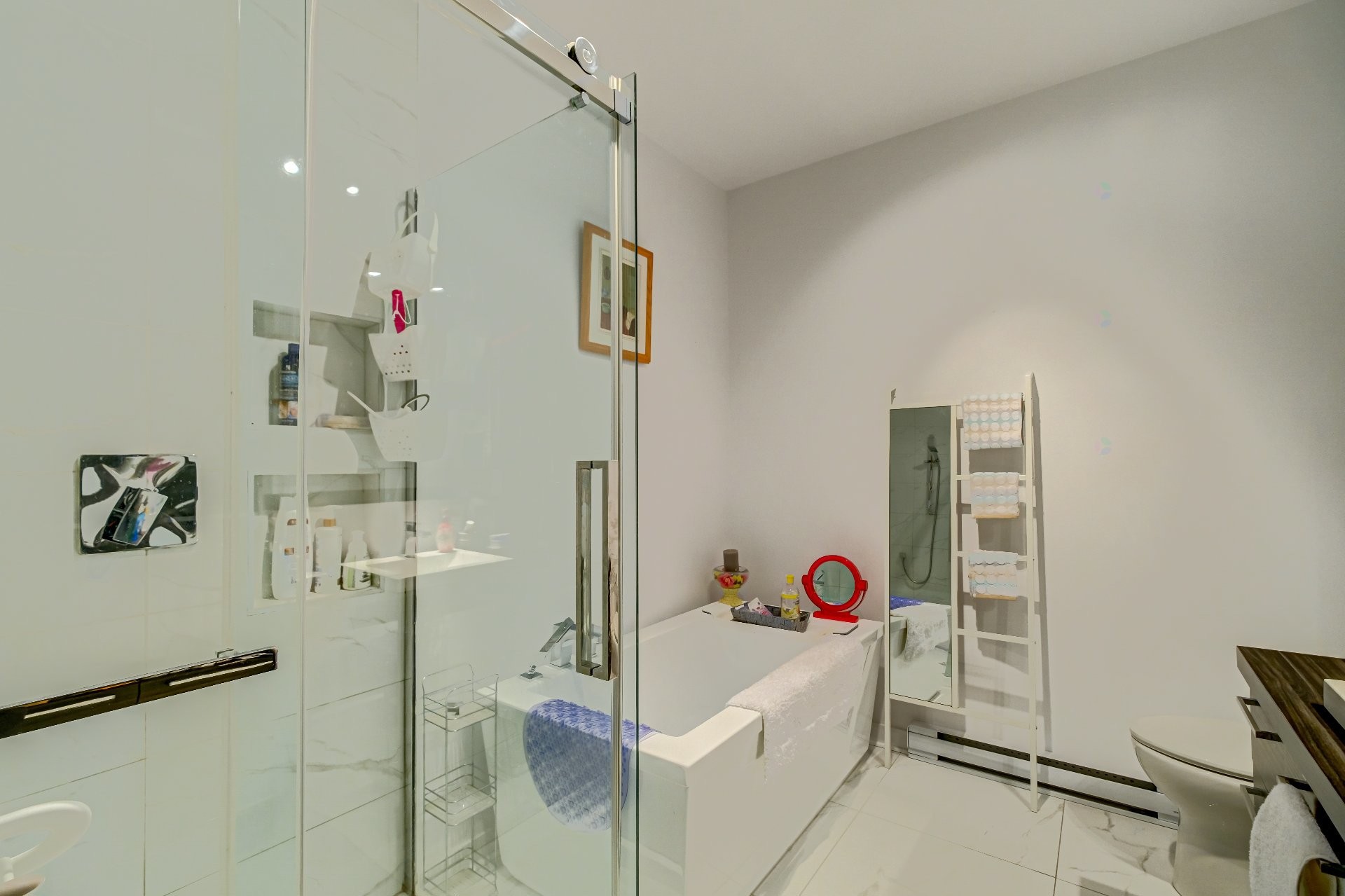 Salle de bains - 75 Rue Bella, Saint-Jean-Sur-Richelieu, QC - Indoor Photo Showing Bathroom