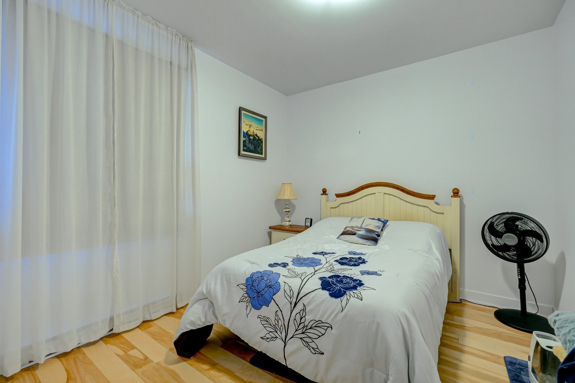 Chambre à coucher - 75 Rue Bella, Saint-Jean-Sur-Richelieu, QC - Indoor Photo Showing Bedroom
