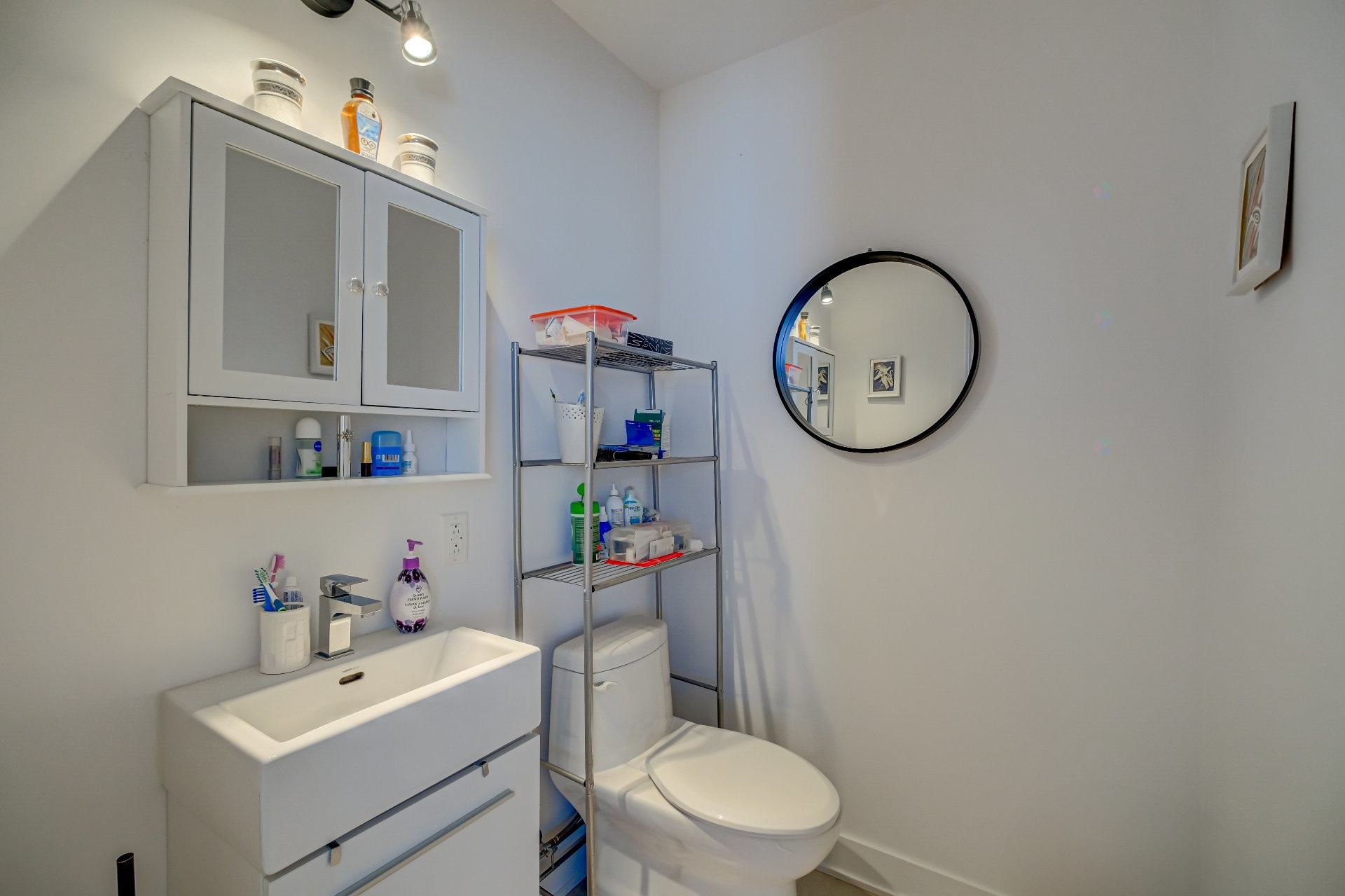 Salle d'eau - 75 Rue Bella, Saint-Jean-Sur-Richelieu, QC - Indoor Photo Showing Bathroom
