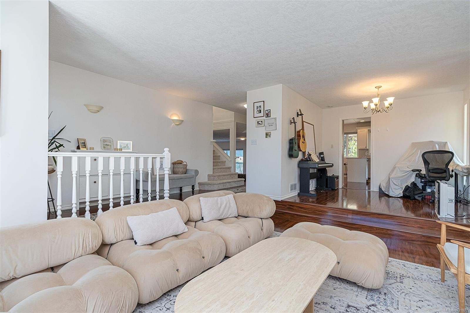 2619 Crystalview Dr, Langford, BC
