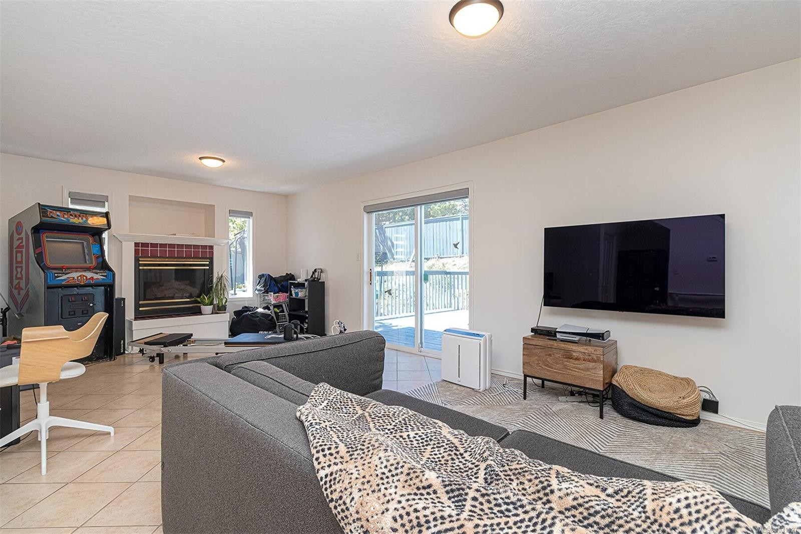 2619 Crystalview Dr, Langford, BC