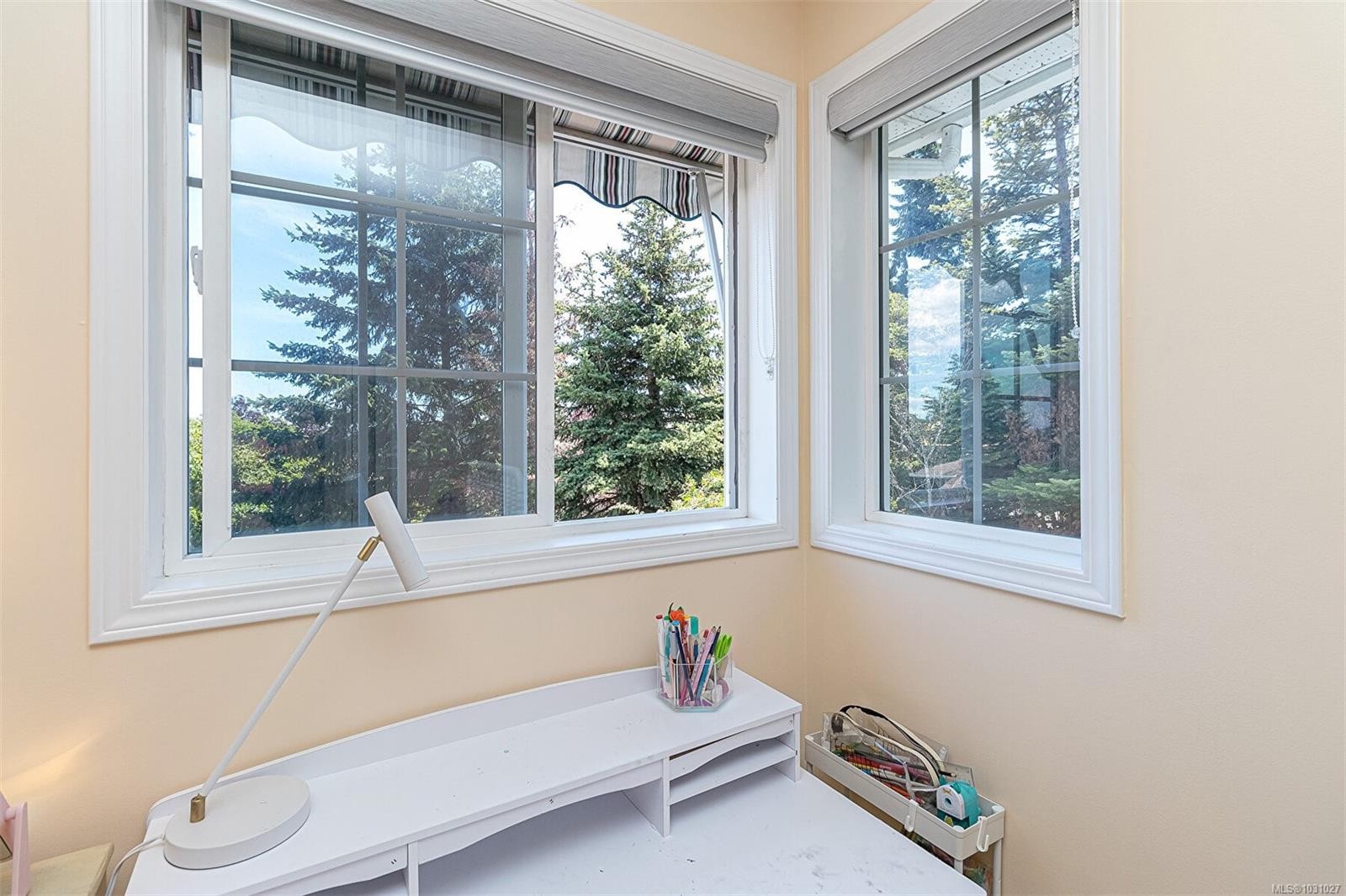 2619 Crystalview Dr, Langford, BC