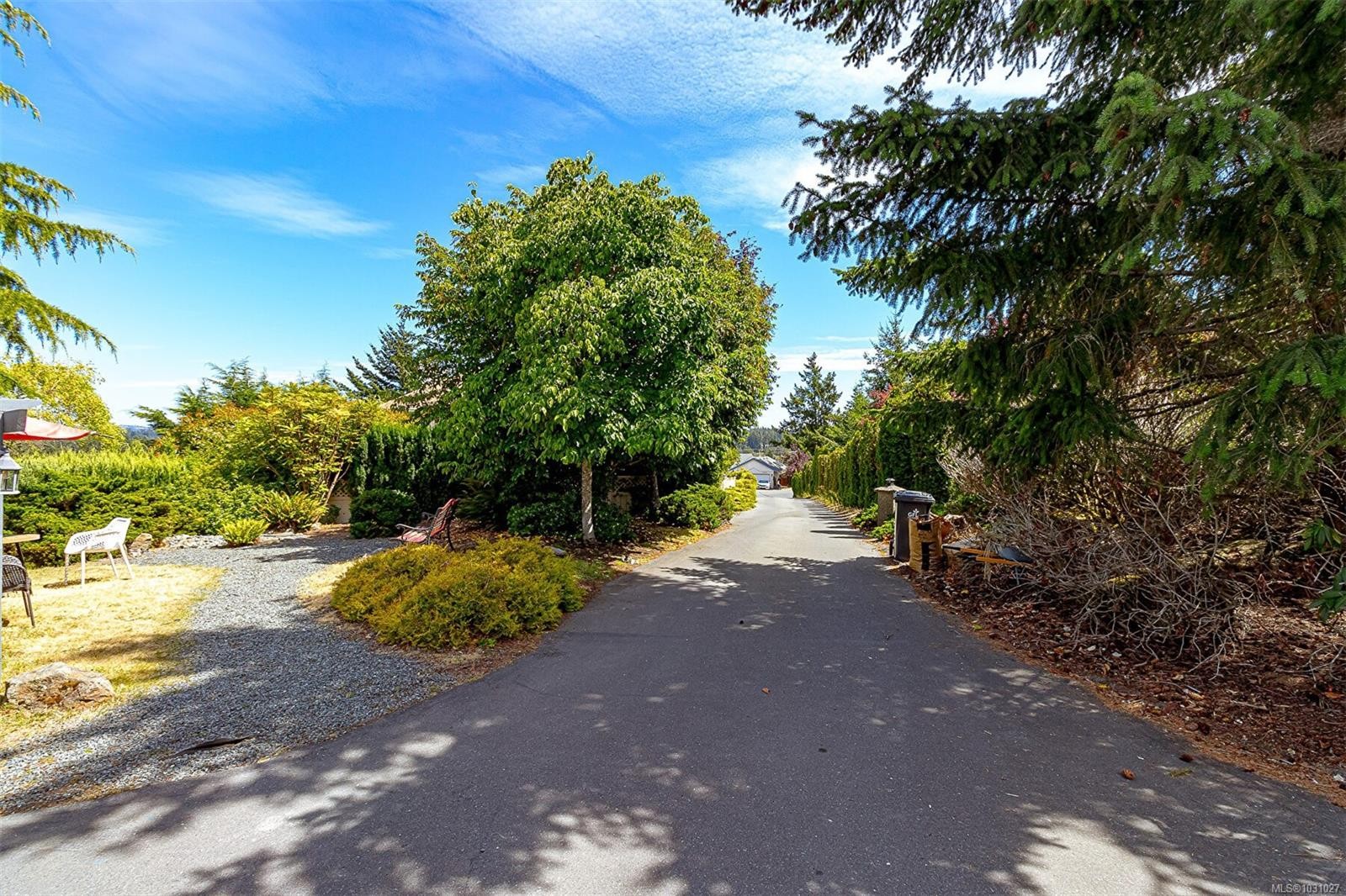 2619 Crystalview Dr, Langford, BC