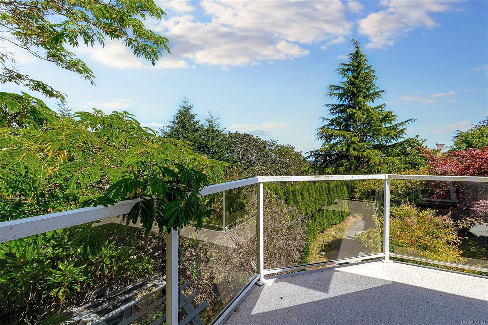 2619 Crystalview Dr, Langford, BC