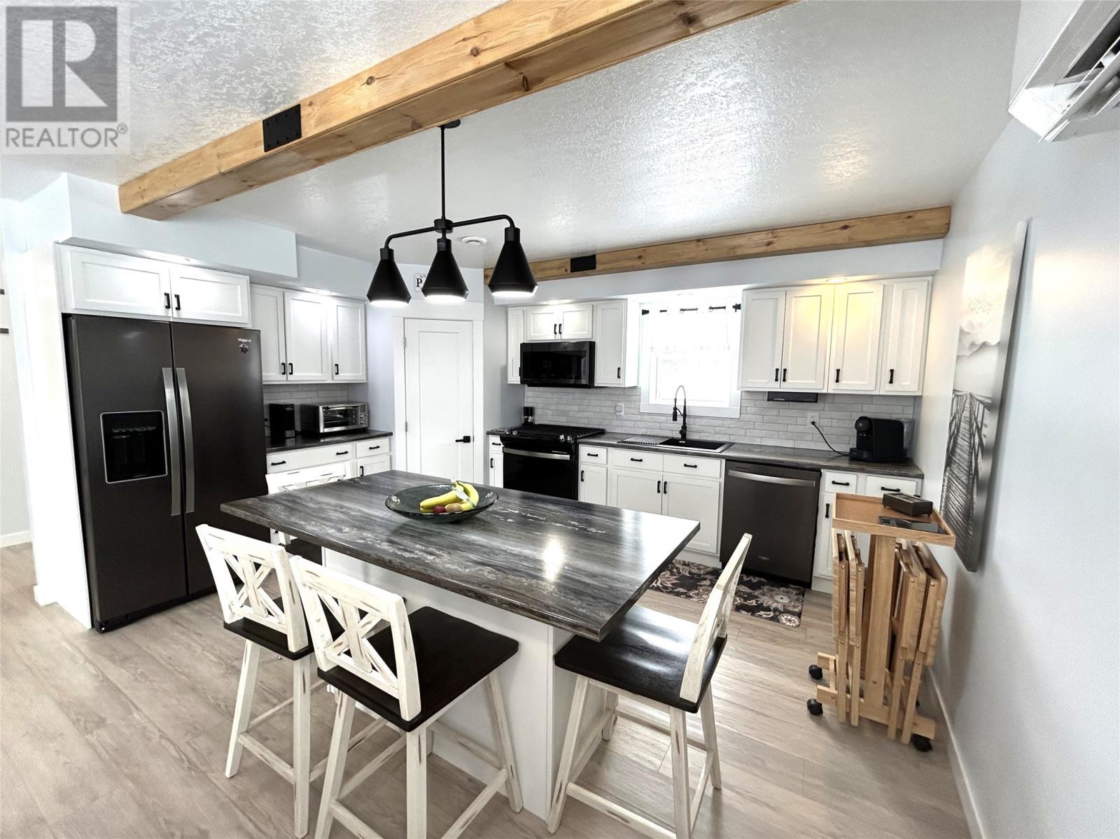 Kitchen - 39 Main Road, Piccadilly, NL